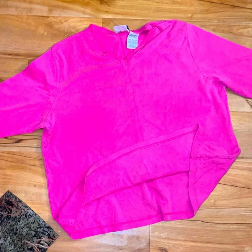Pink top - Picture 1 of 1